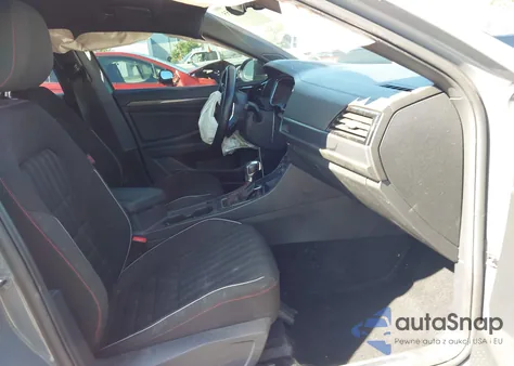 2019 Volkswagen Jetta Gli 2.0T 35Th Anniversary Edition/2.0T Autobahn/2.0T S from USA, damaged, VIN 3VW6T7BU8KM180058